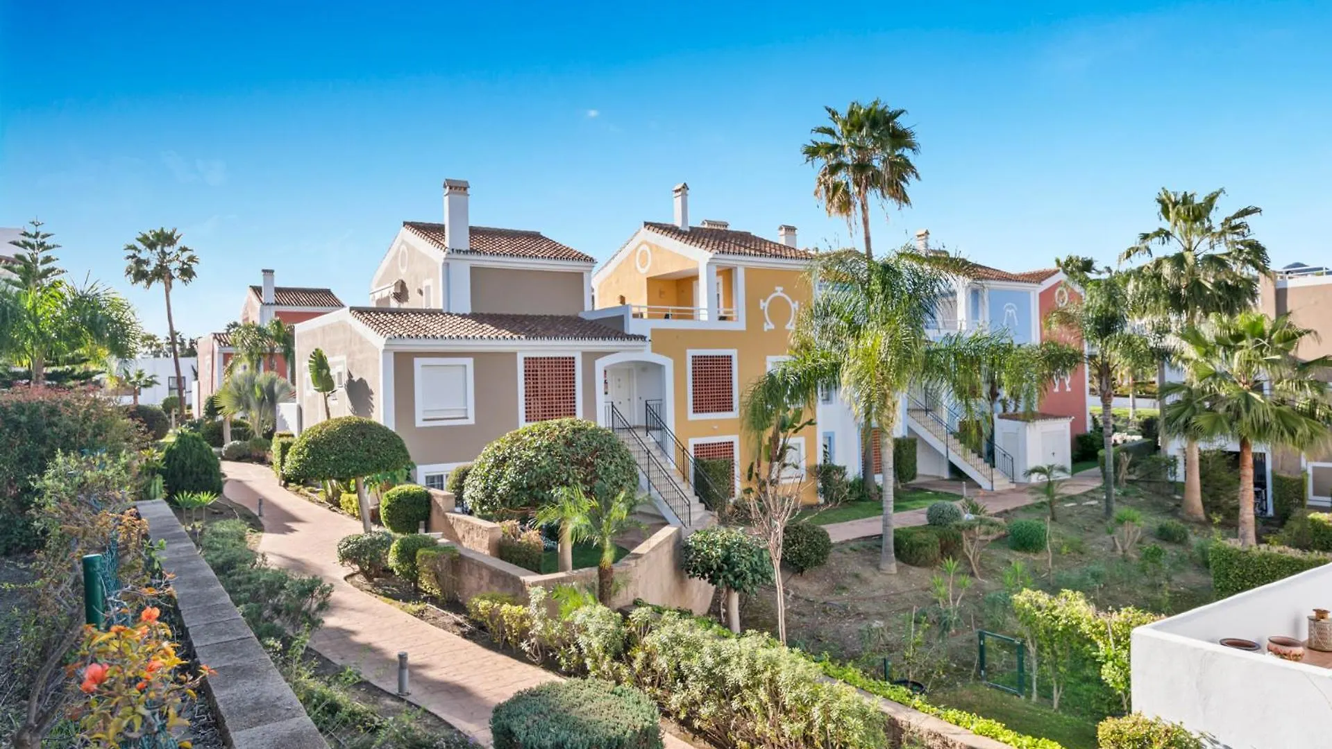 Casa Livia Met Aupingbedden Apartment Estepona Spain